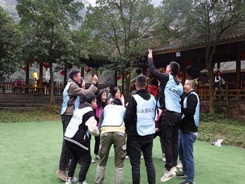 �����l(f��)չ��˾�����ľ������F�Y(ji��)�^���������l(f��)չ��˾�_չ�������